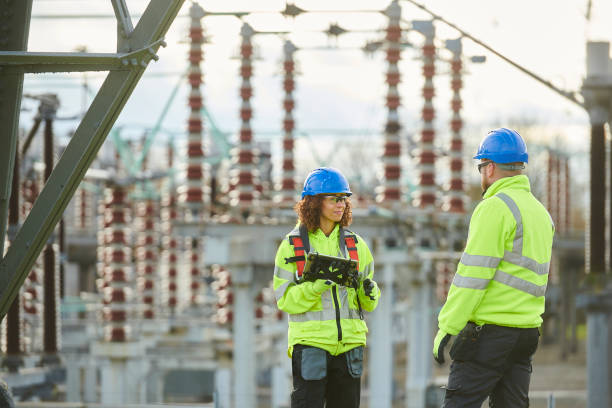 Best Affordable Emergency Electrician  in Kaukauna, WI